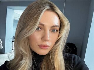 GladysAgard's Cum Profile Image