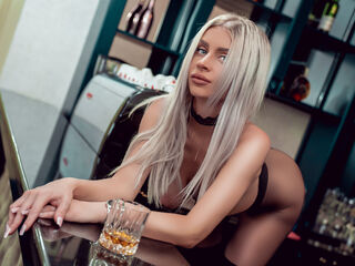 JuliaAly's Live sex cam chat Profile Image